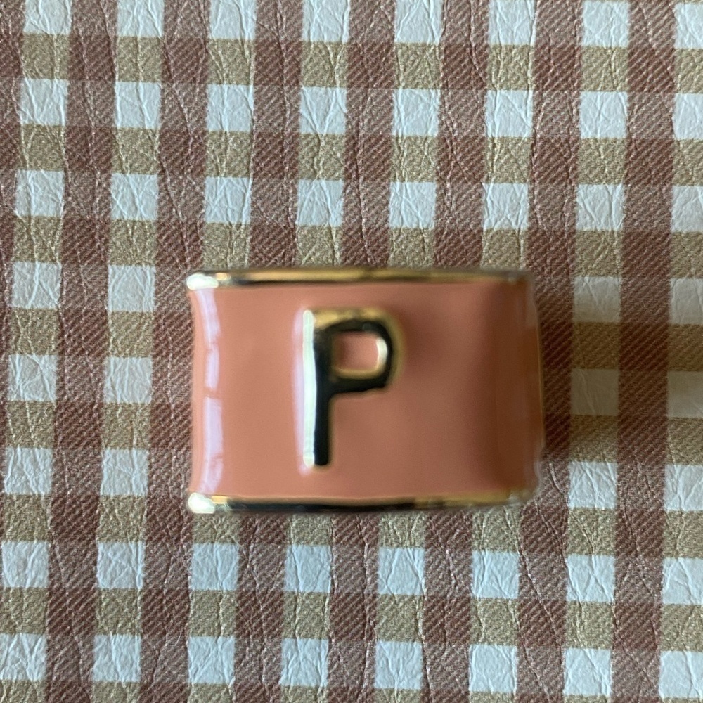 P L A Y  BCBG‎ ring